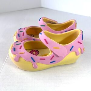 Mini Melissa Donut Shoes Mary Jane Yellow Pink Frosting Sprinkle Sz 5 LIKE NEW